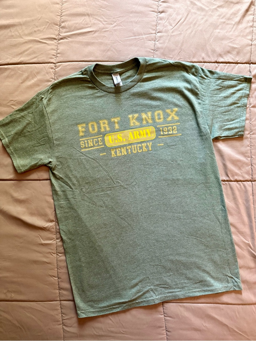 Fort Knox U.S. Army Kentucky Graphic Tee shirt size Medium unisex, like new 🇺🇸